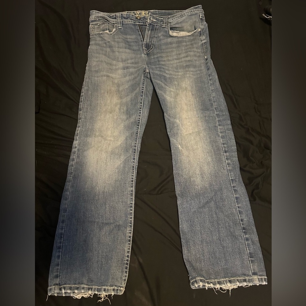 Mens 29 waist relaxed fit, comfy day to day jeans